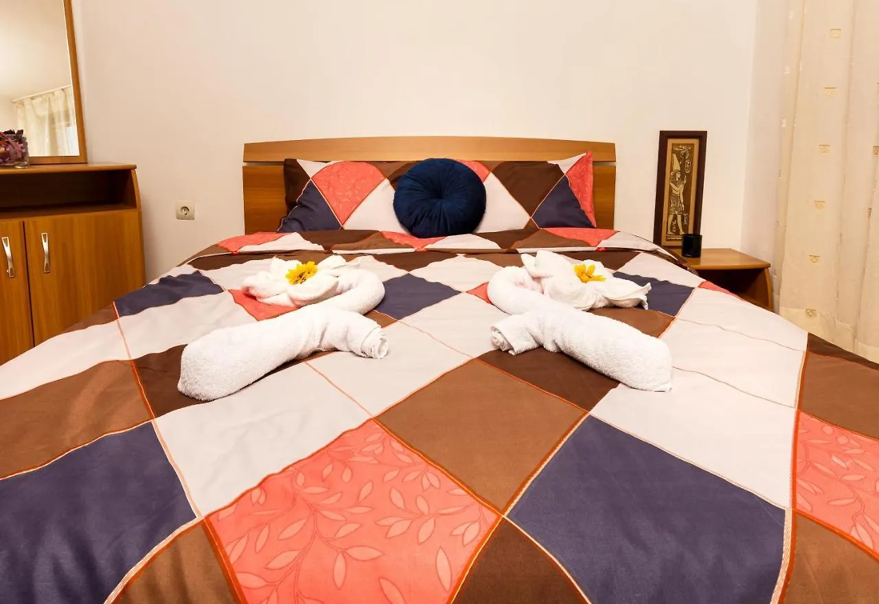Lovely 1Bd Apartment Close To The Summer Theatre Filibe Bulgaristan